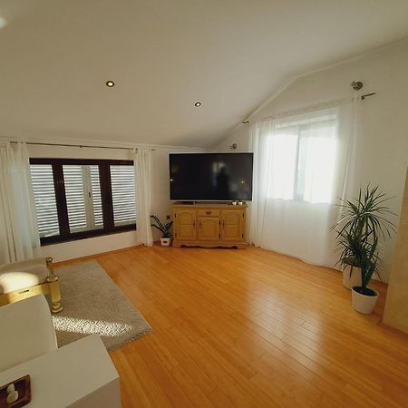 Apartments Ana Zaboric, 50 M Od Sljuncane Plaze Exterior foto